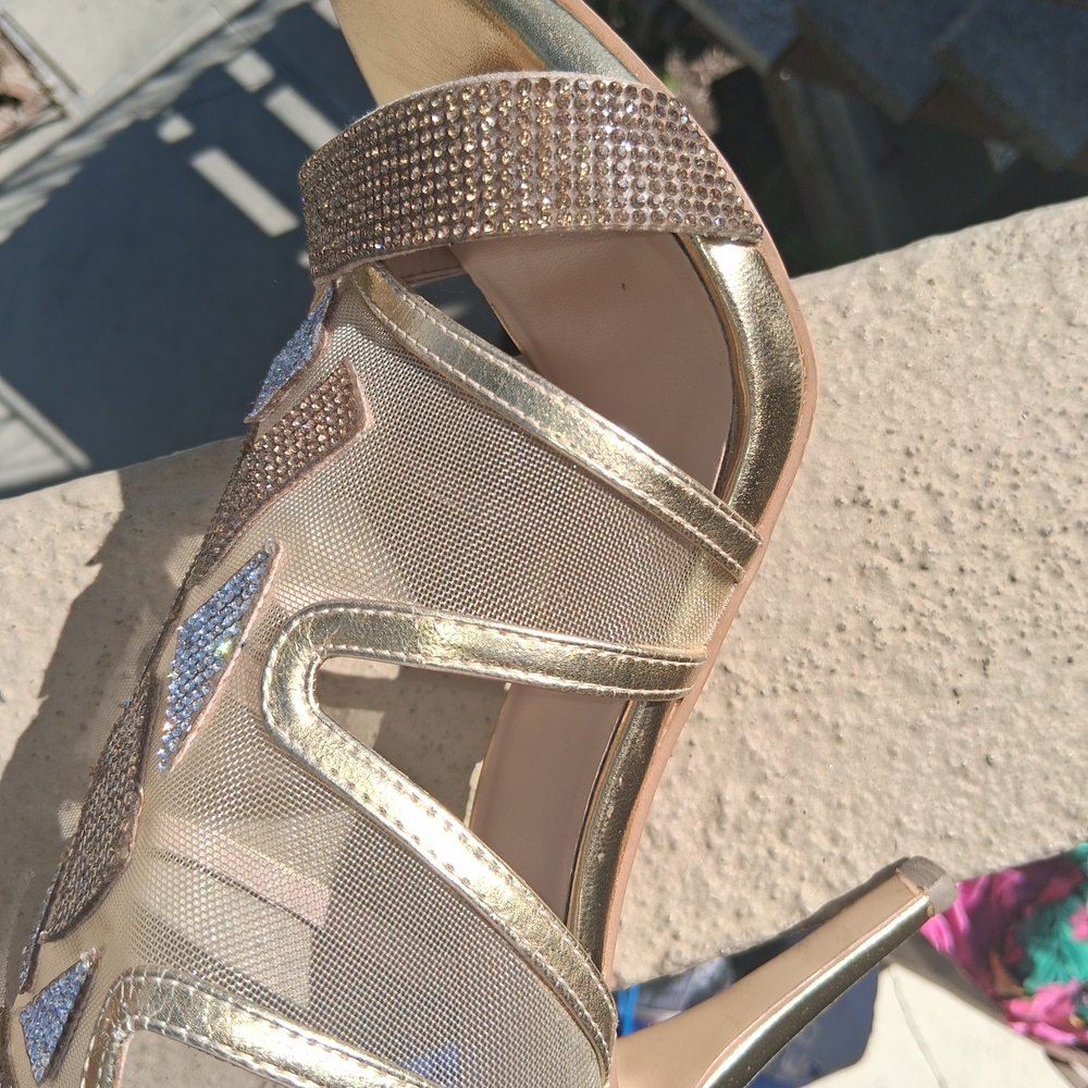 Thalia Sodi Gold Embellished Heels - Picture 14 of 16